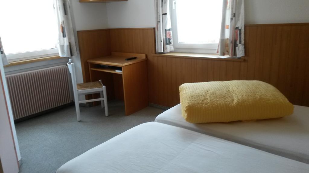 Hotel Raetia Tiefencastel Eksteriør bilde